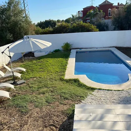 Jess & Dom Holiday home *